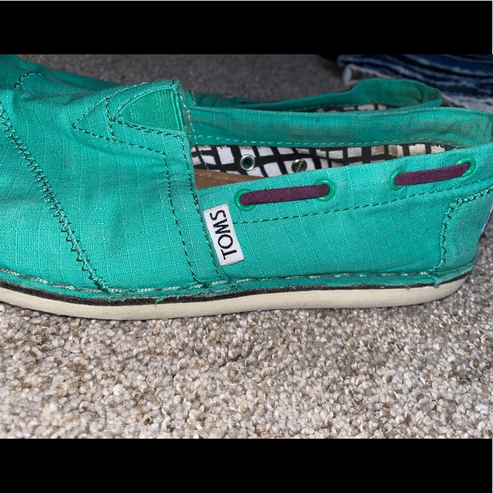 Green Toms - Picture 3 of 8